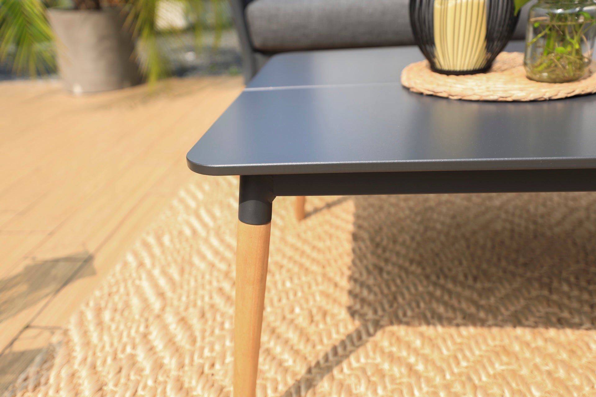 Ipanema Chaise Lounge Setting – 3 pc (inc. Table)