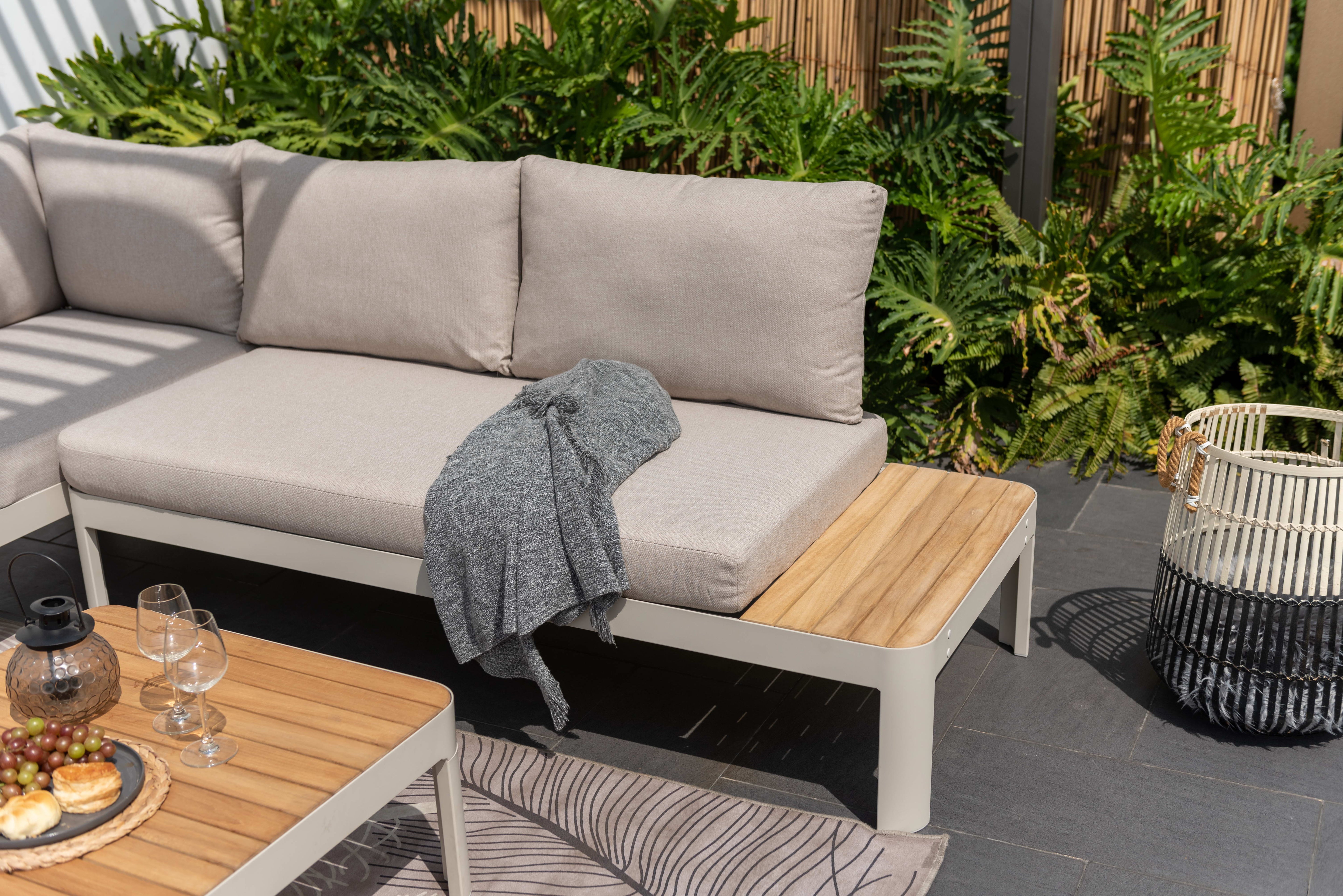 Portals 6-seat Corner Lounge Setting – 3 pc (inc. Table)