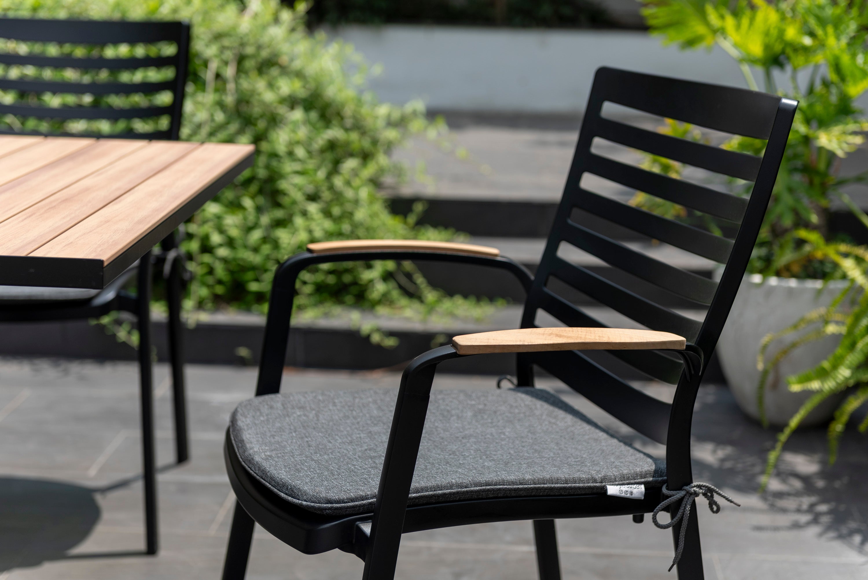 Panama & Portals Extendable Dining Set