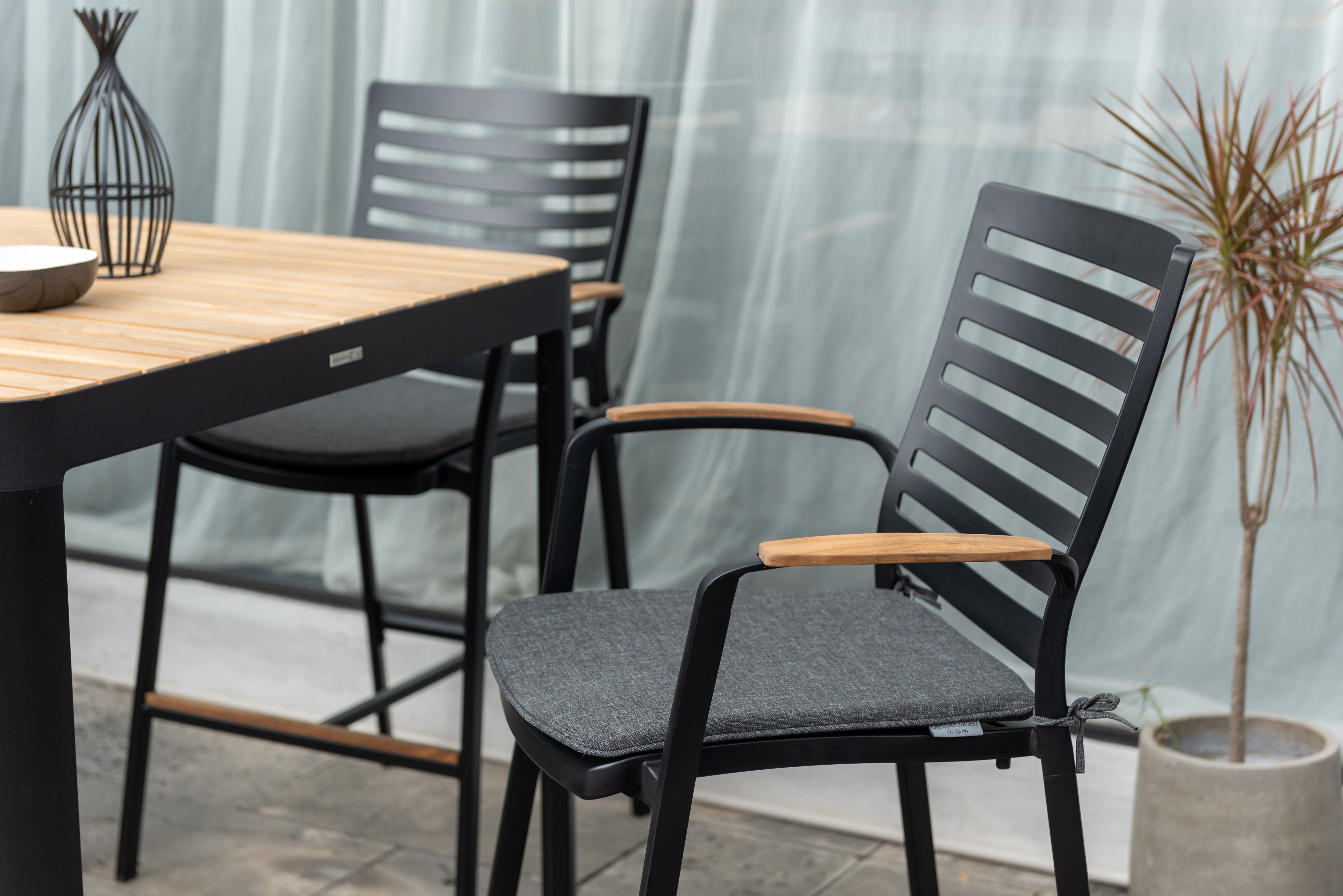 Portals Square Low Bar Setting