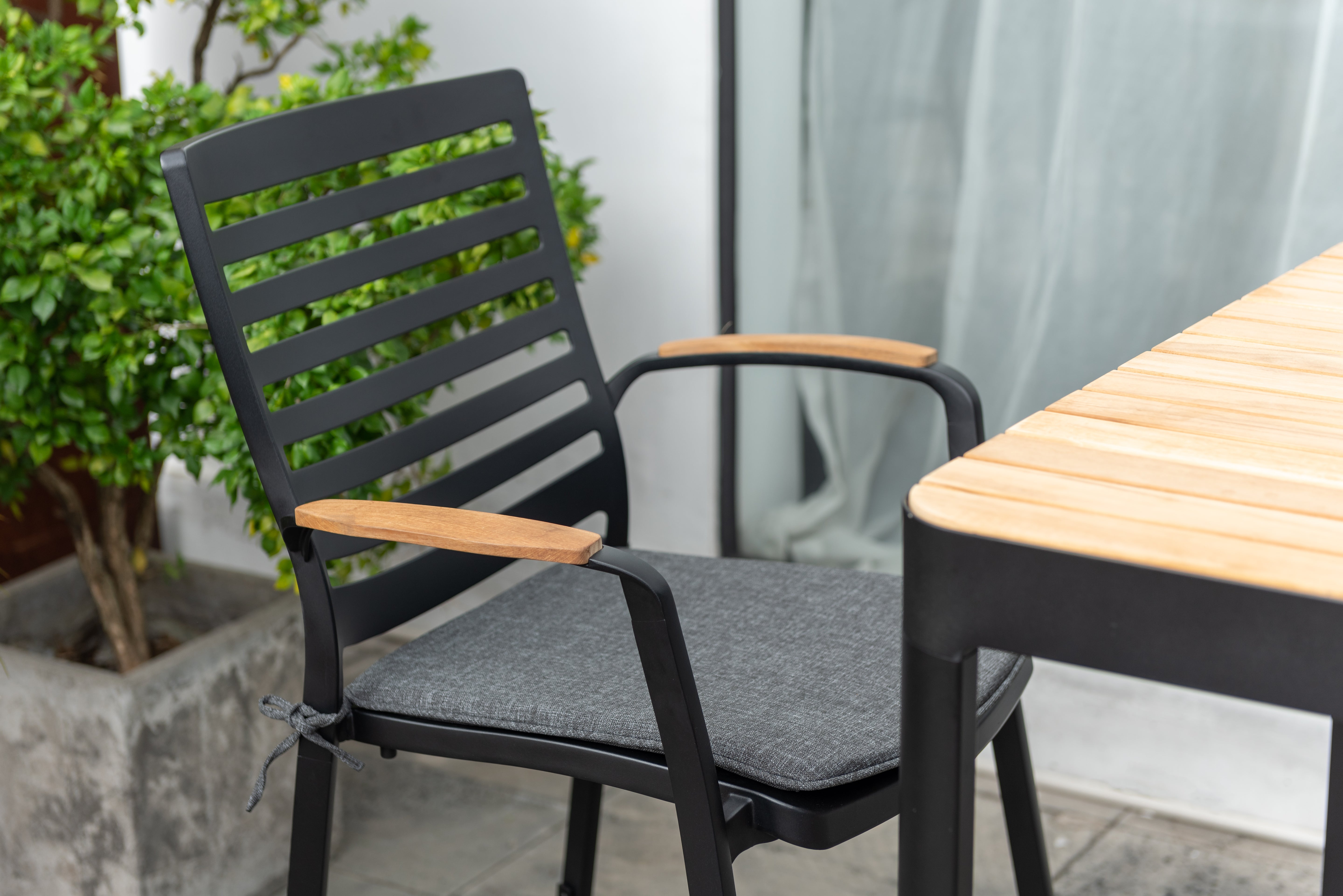 Portals Square Low Bar Setting