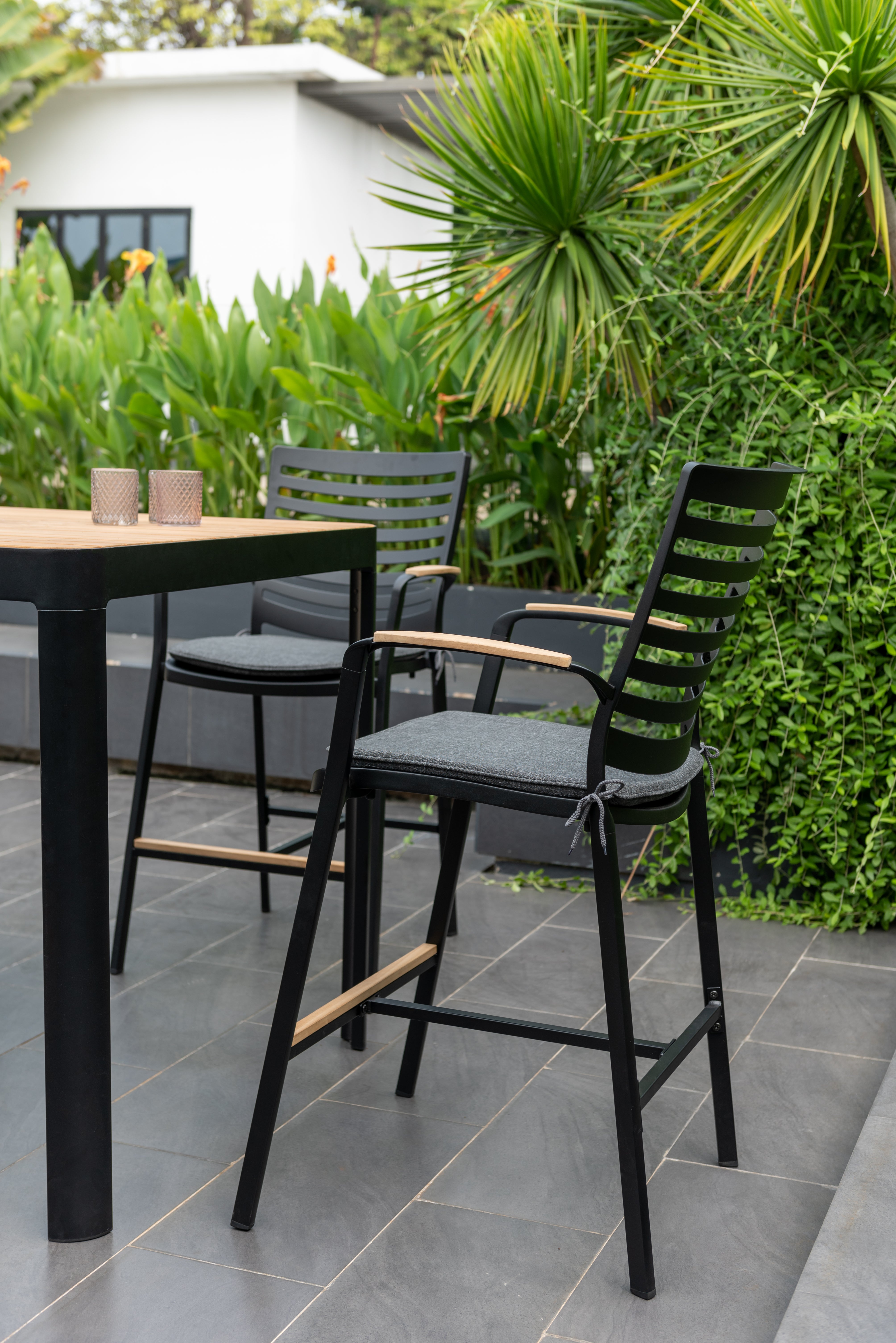 Portals Low Bar Chair