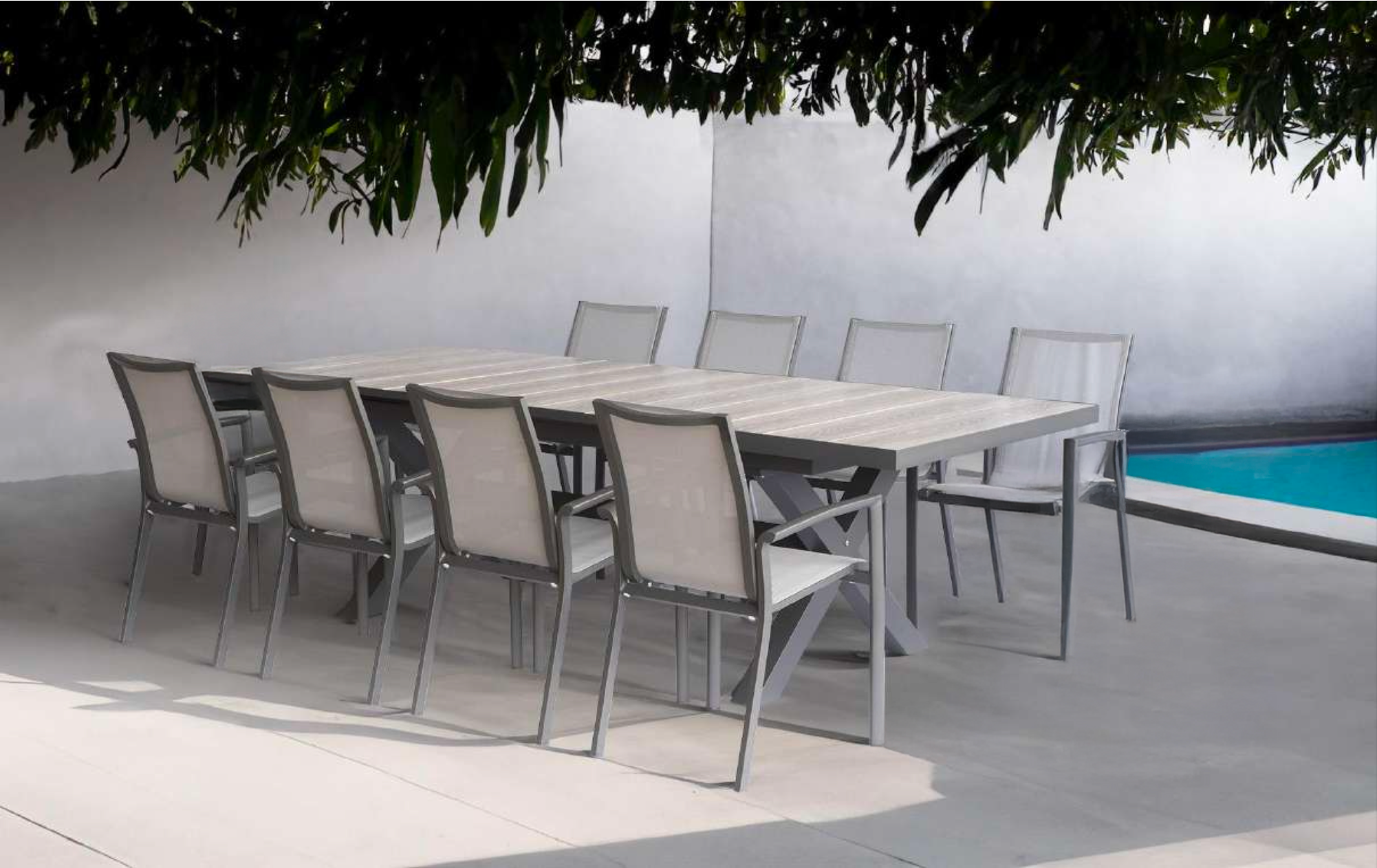 Sultan Extendable Dining Set