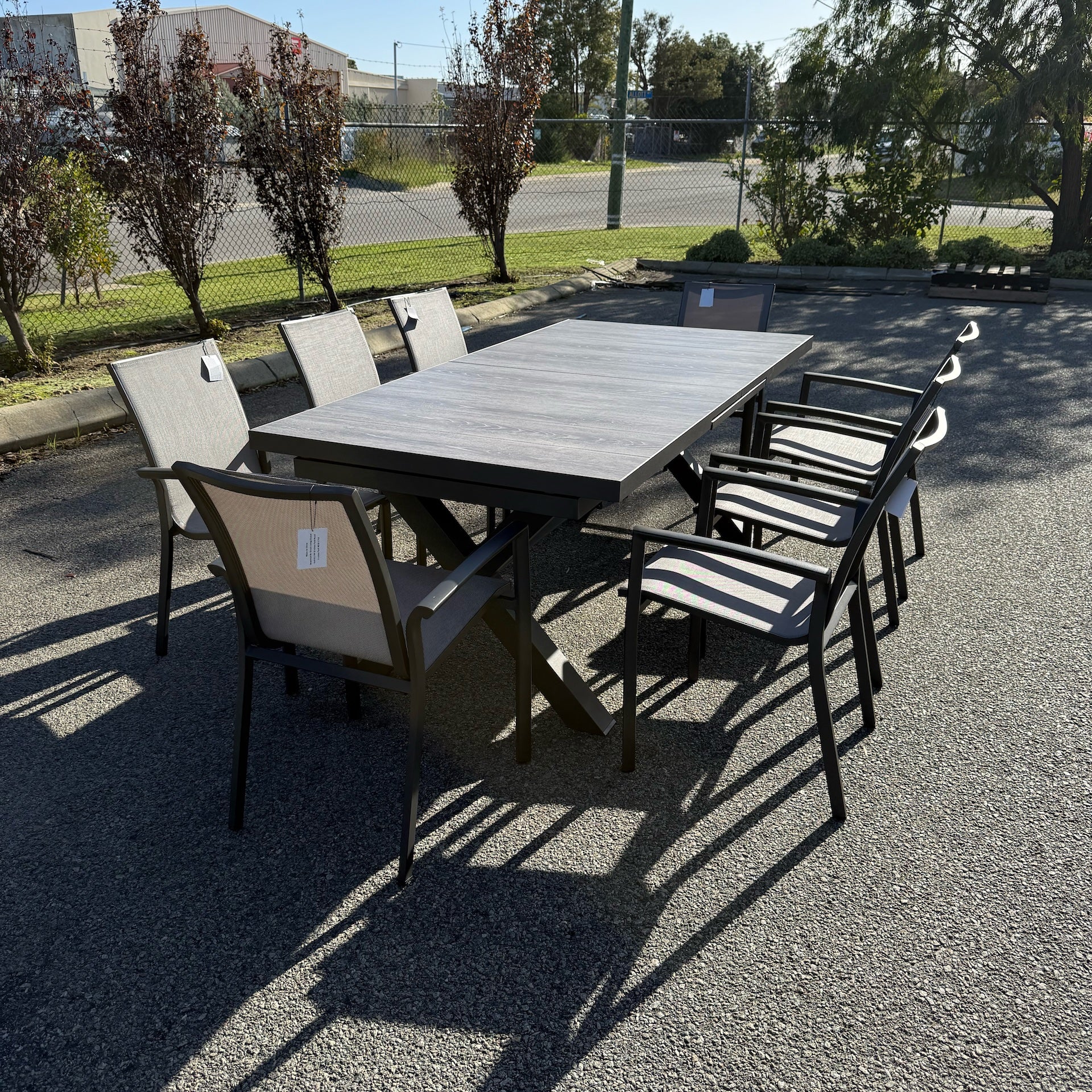 Sultan Extendable Dining Set