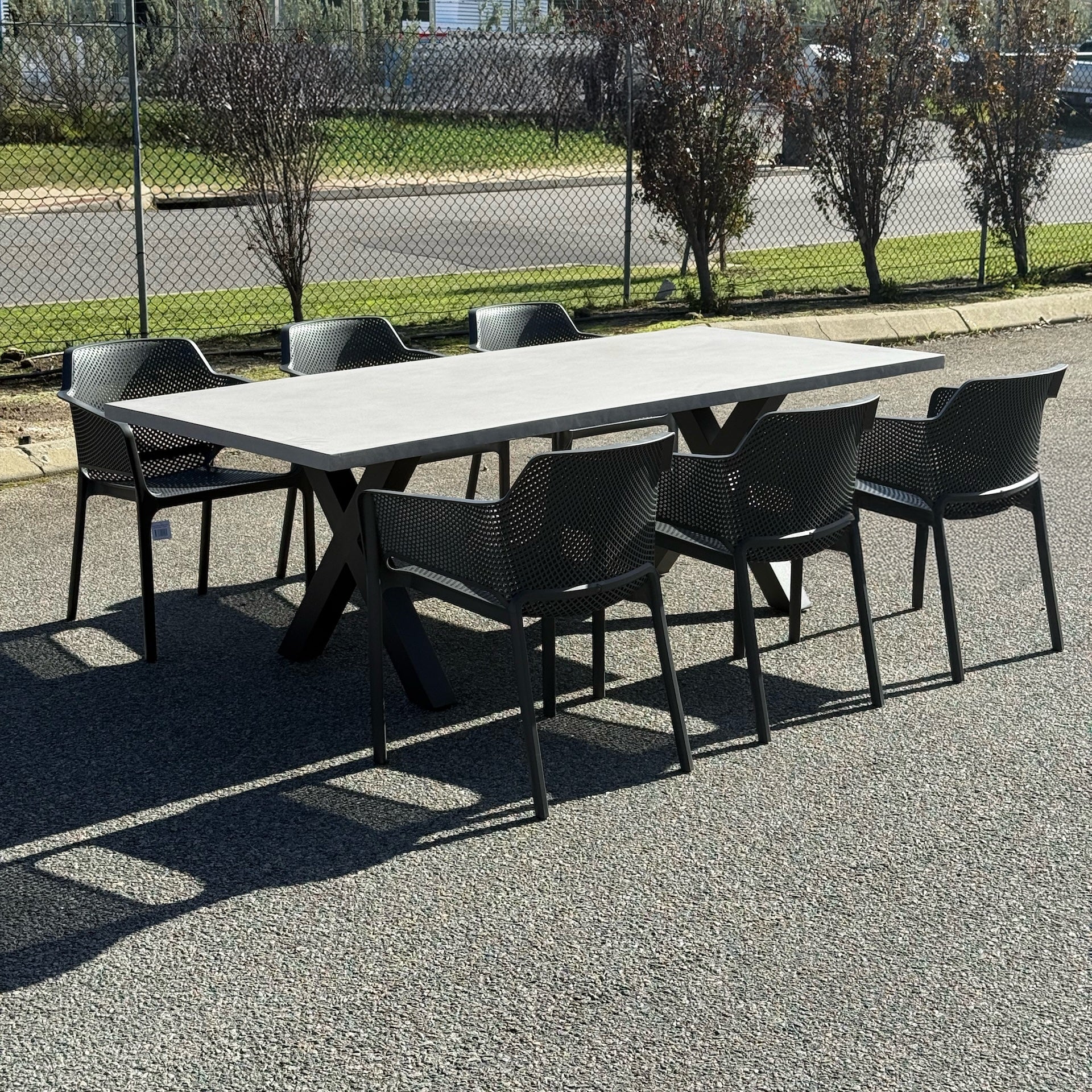 Switch & Bailey Resin Dining Setting