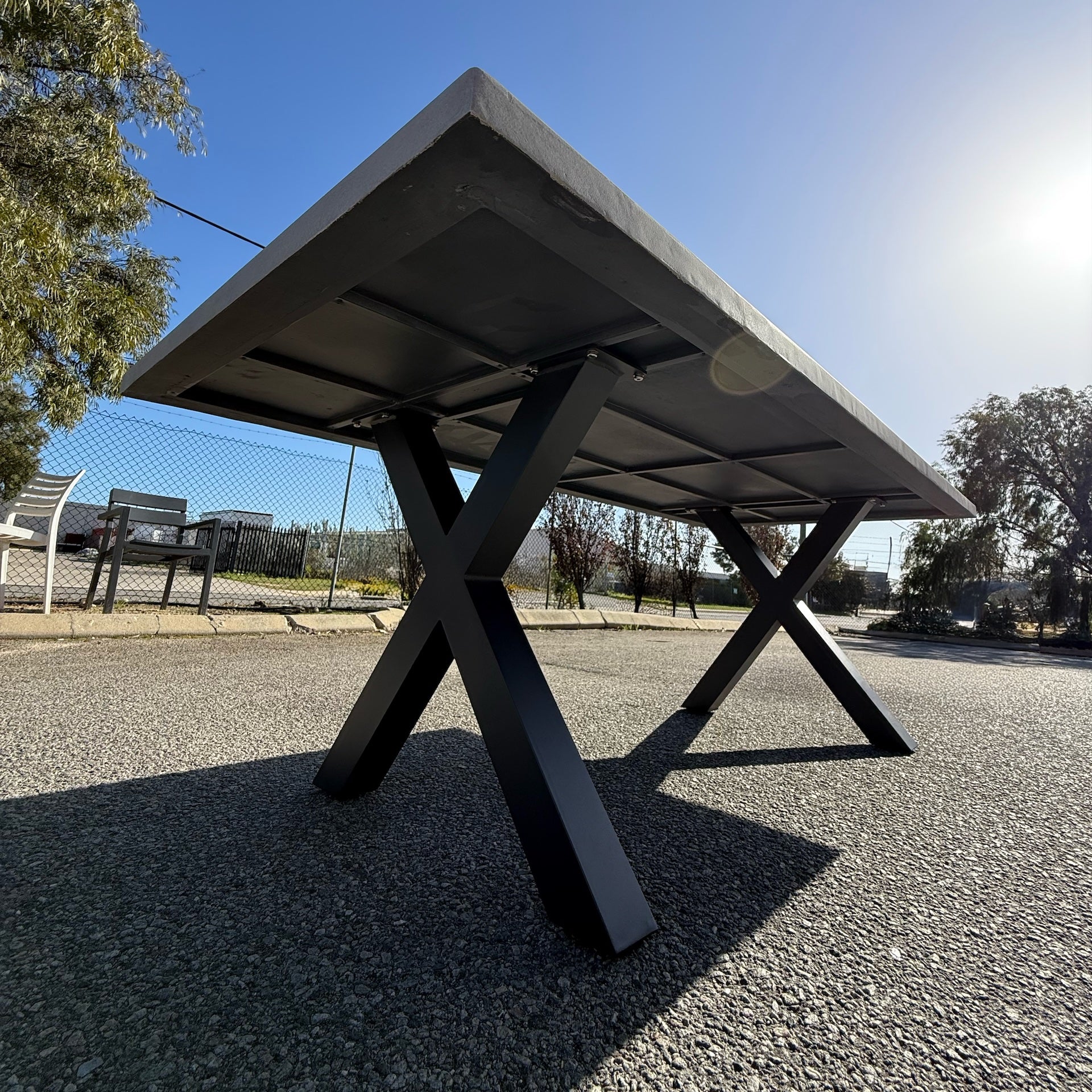 Switch & Bailey Resin Dining Setting