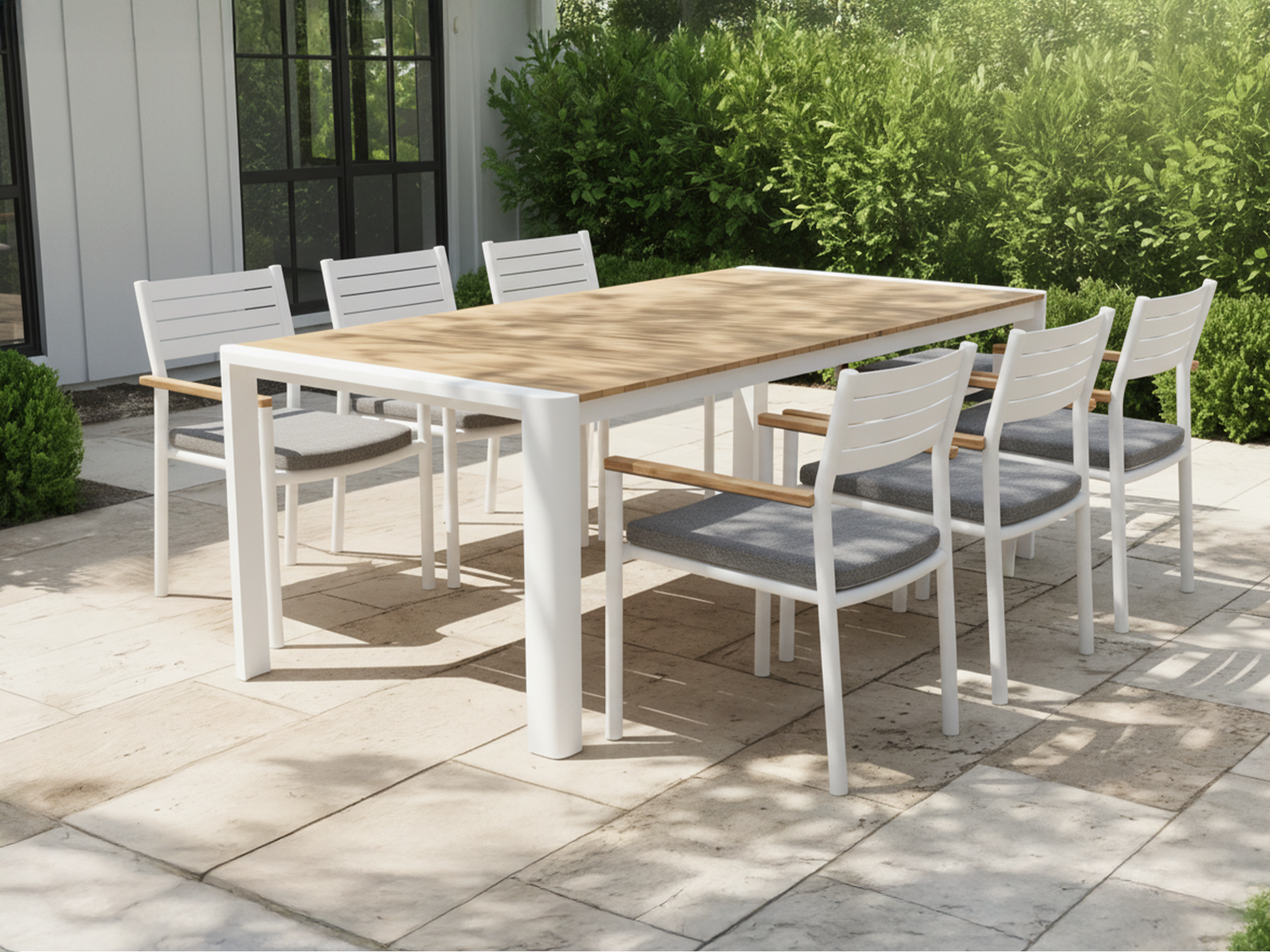 Byron Dining Setting