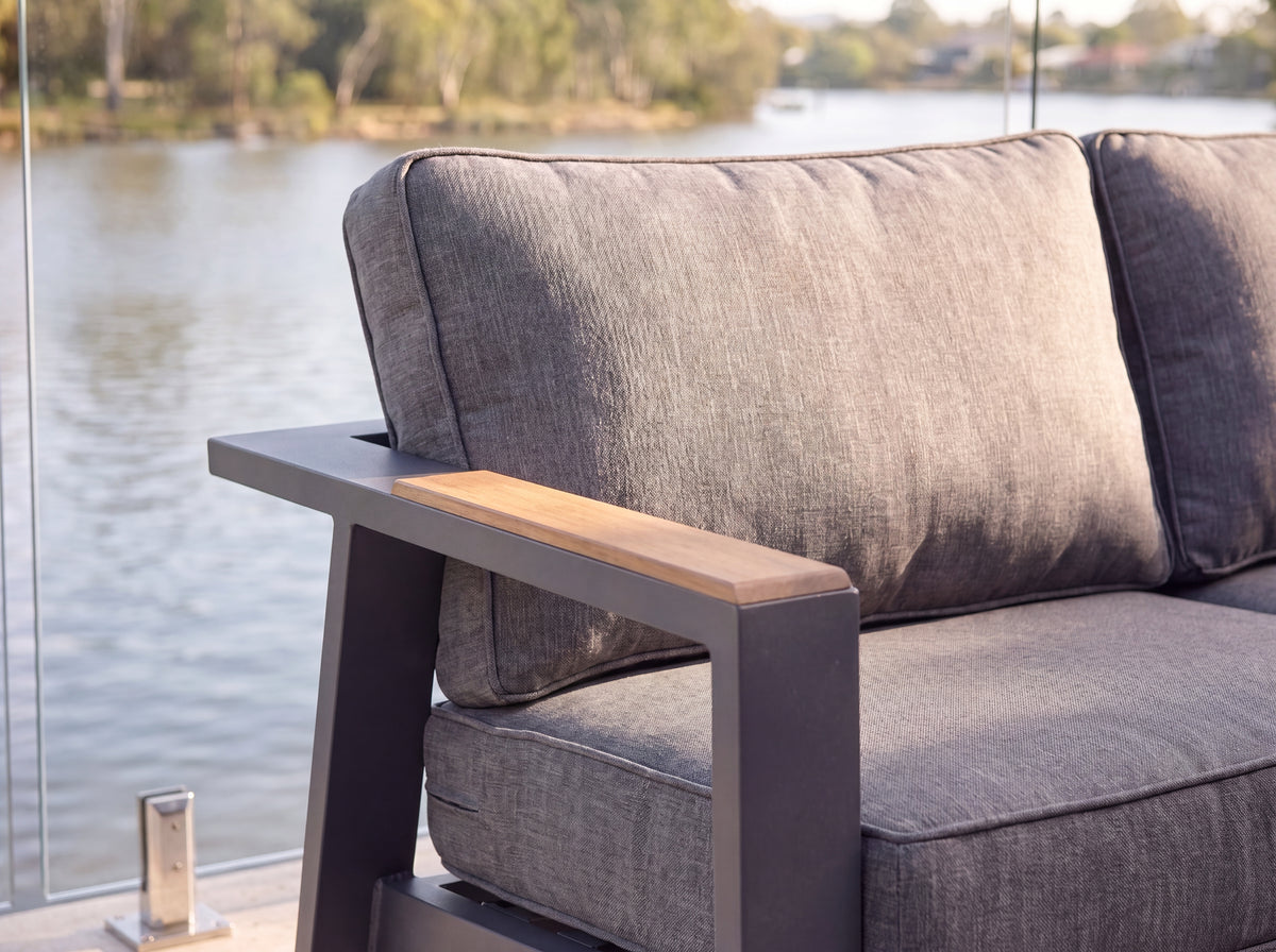 Palau 4-seat Lounge Setting – 4 pc (inc. Douglas Table)