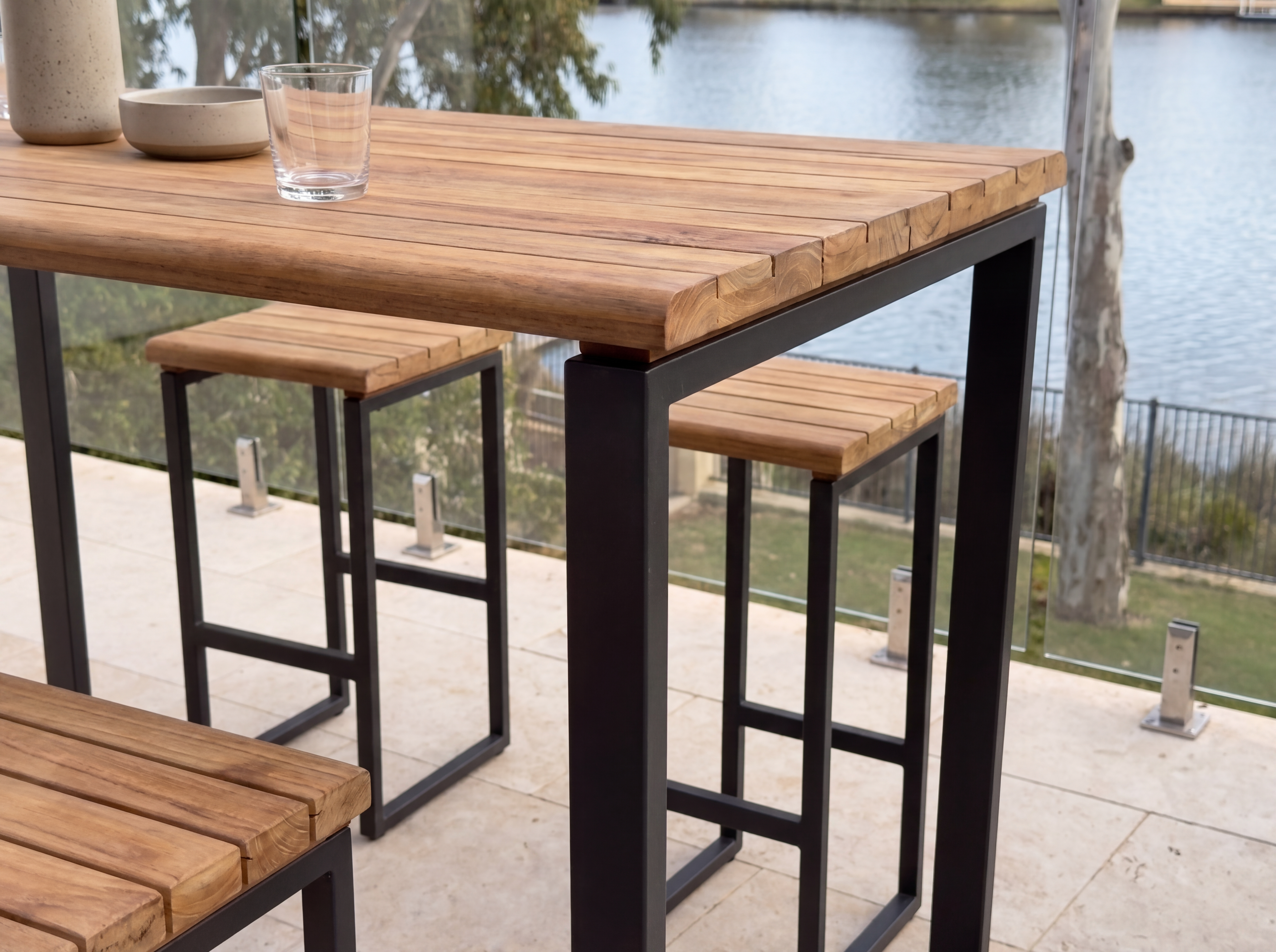 Vannes Bar – 5pc Setting