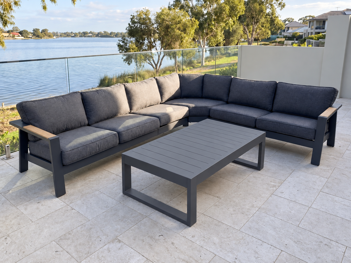 Palau Corner Lounge – 5pc Setting (incl. Douglas Coffee)