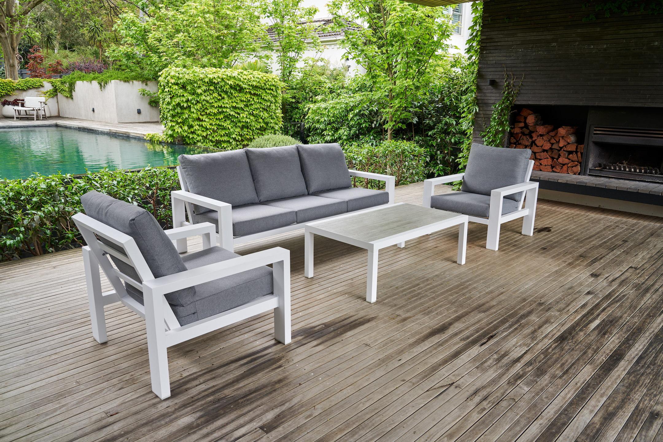 Aspen Lounge Setting – 4 pc (inc. Table)
