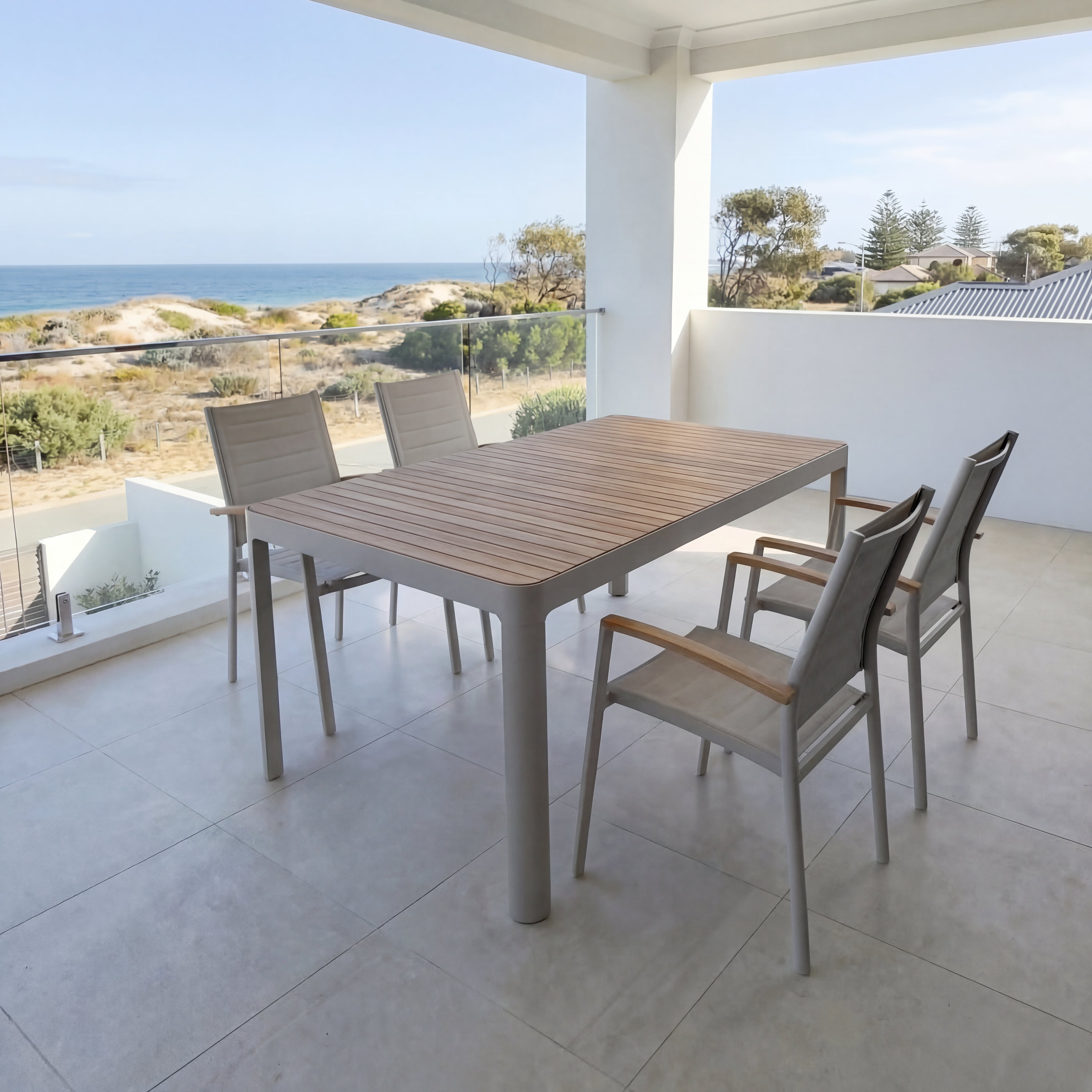 Portals Dining Setting