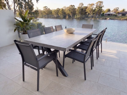 Switch & Sultan Dining Setting