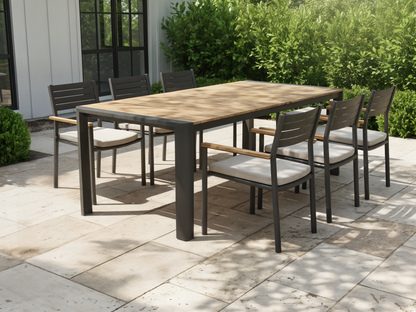 Byron Dining Setting